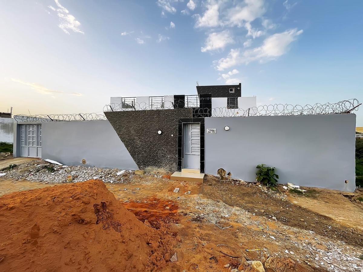 Villa Adja Nafy A Saly Gandigal Exterior foto